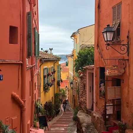 Charmant Studio Perche Sur Mer - Vieux Menton Exterior photo